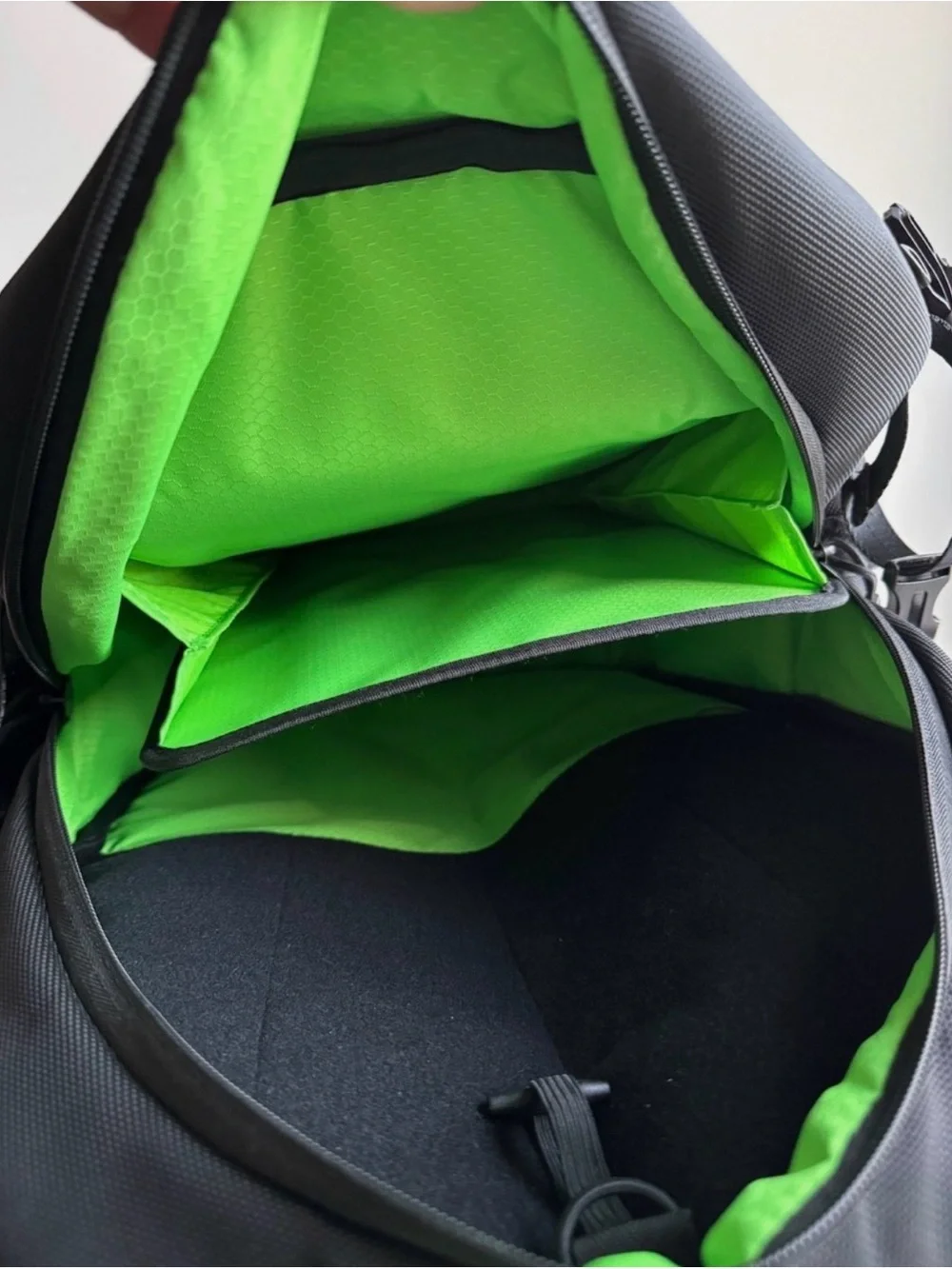 Razer Tactical Gaming Backpack Black/Green | Discontinued Model | Modular + Case